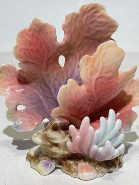 Delicate signed Franz porcelain 4 1/4” By the Sea coral and shells